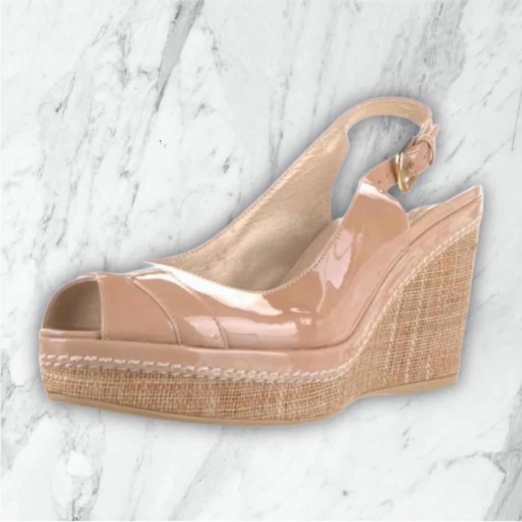 Stuart Weitzman Nwt Nude Tan Shiny Patent Leather Wedges Peep Toe Woven Heel